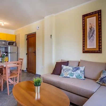 2505c Apartman *